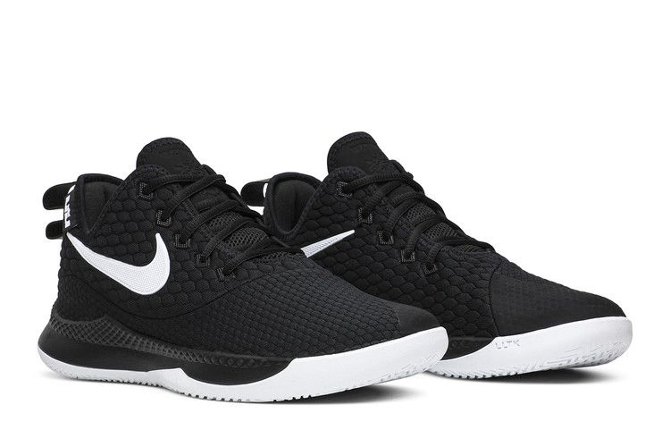 lebron-witness-3-black-white-ao4433-001_07