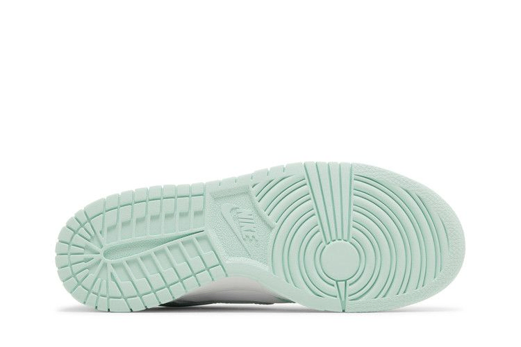 dunk-low-gs-mint-foam-fz3534-100_03