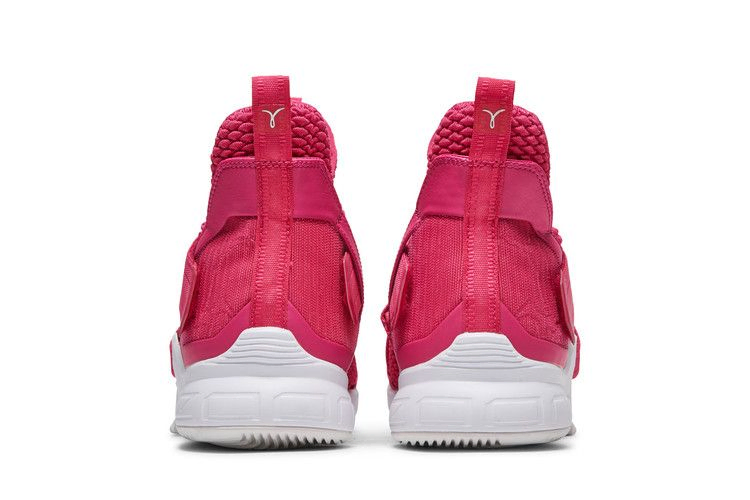 Кроссовки Nike LeBron Soldier 12 TB 'Breast Cancer Awareness'