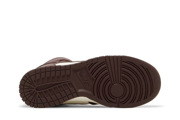 Кроссовки Nike Wmns Dunk High 'Burgundy Crush'