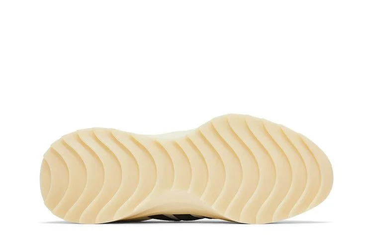 Кроссовки Fear of God Athletics x adidas Los Angeles Runner 'Cream White'
