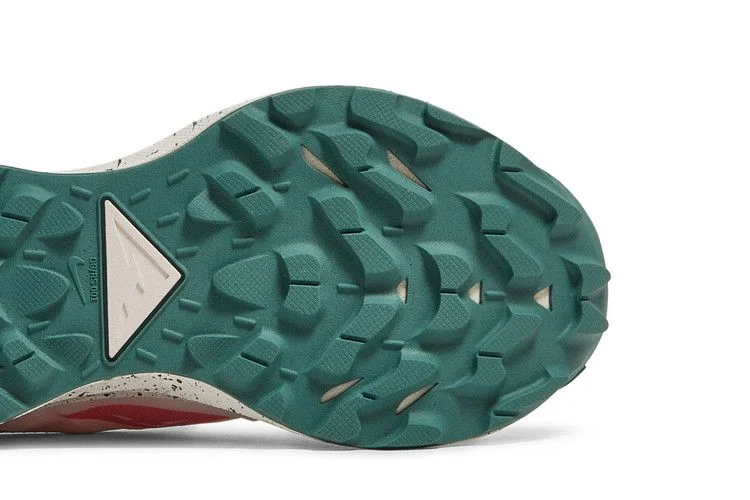 Кроссовки Nike Wmns Pegasus Trail 3 'Light Soft Pink Ember'