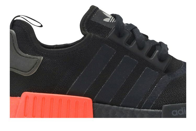 nmd_r1-solar-red-ee5107_01