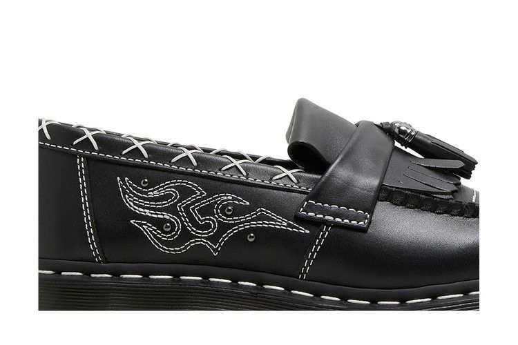 Кроссовки Dr. Martens Adrian Tassel Loafers 'Gothic Americana Pack'