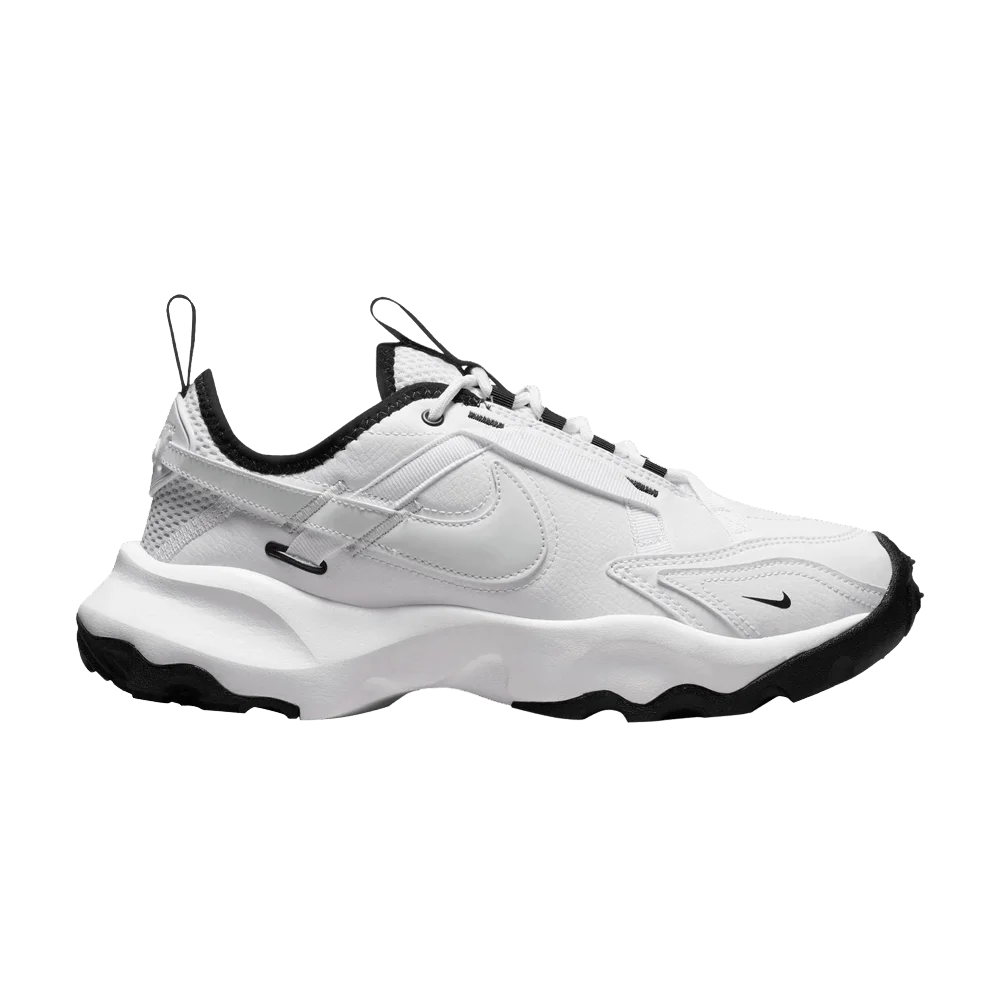 Krossovki-Nike-Wmns-TC-7900-White-Black