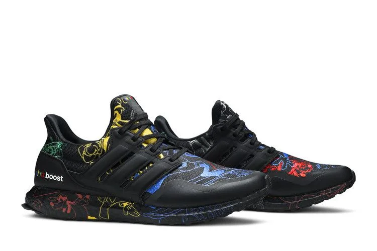 Krossovki-Disney-x-adidas-UltraBoost-Goofy-7