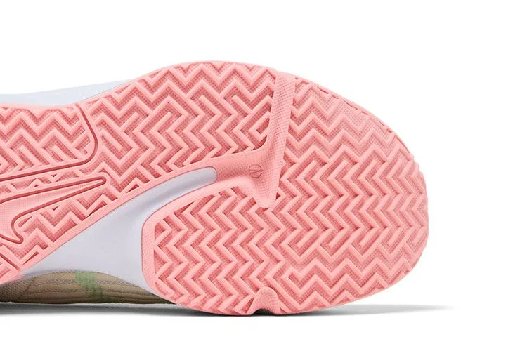 Кроссовки Nike LeBron Witness 6 EP 'Easter'