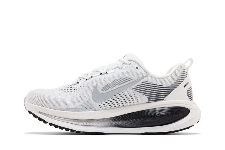 Кроссовки Nike Vomero 18 'Summit White Black Silver'
