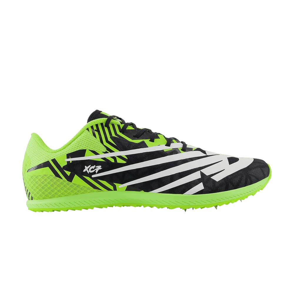 Krossovki-New-Balance-XC-Seven-v4-Thirty-Watt-Black