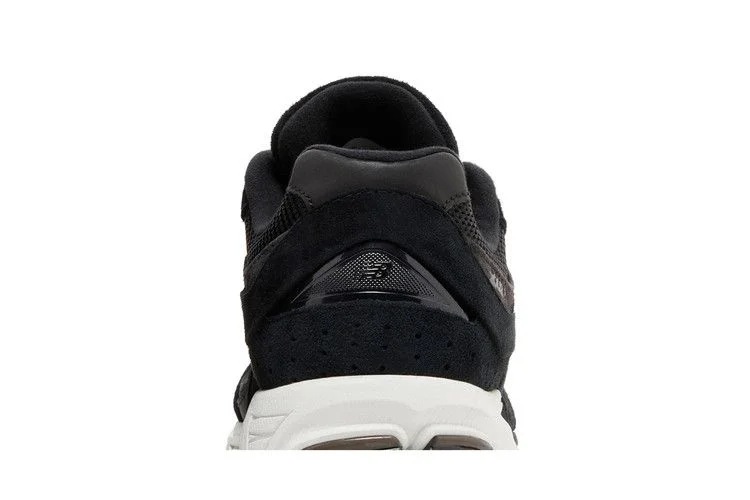 Кроссовки New Balance 2002R 'Black Gunmetal'