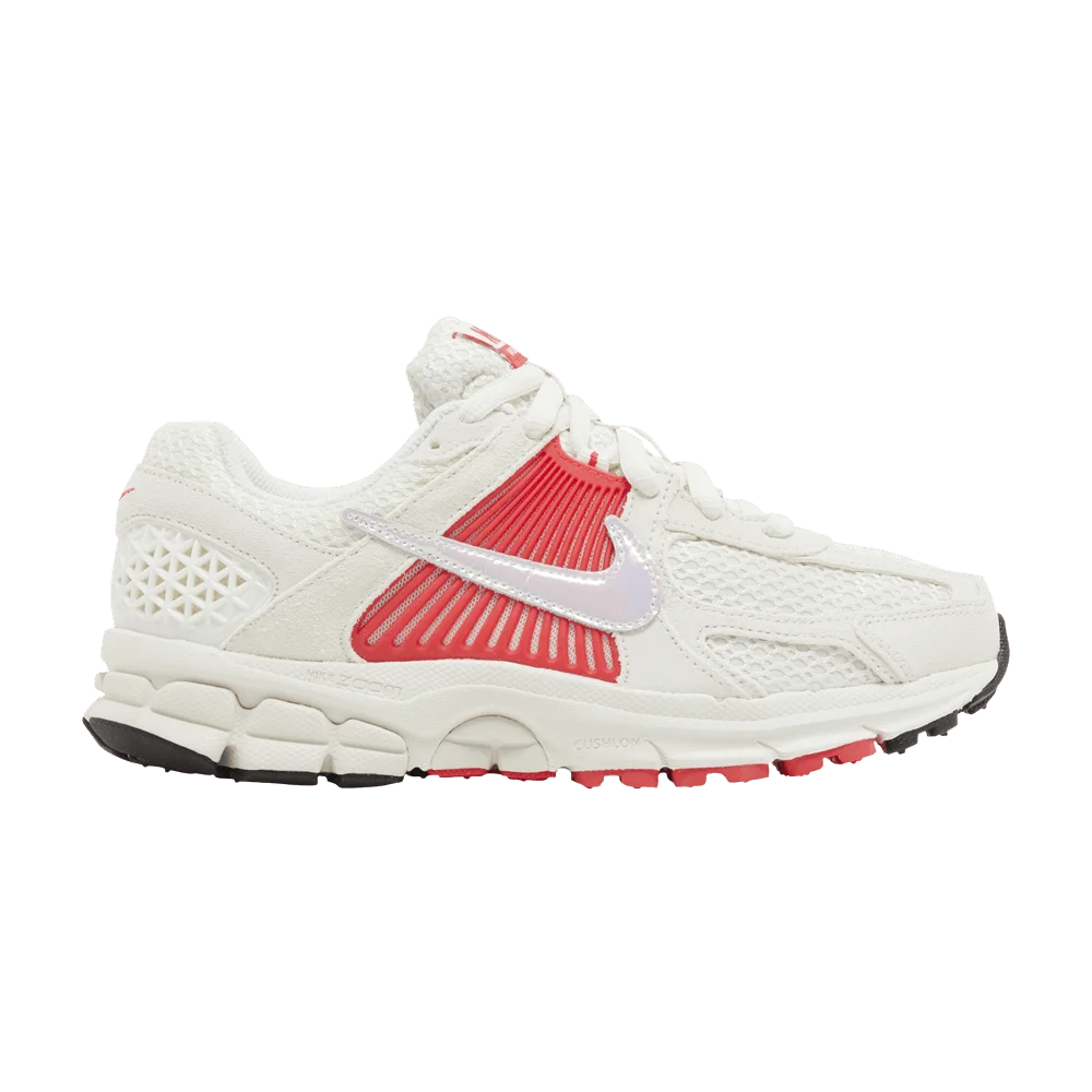 Krossovki-Nike-Wmns-Air-Zoom-Vomero-5-Sail-Siren-Red