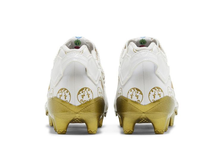 freak-22-big-mood-white-gold-metallic-gz6900_05