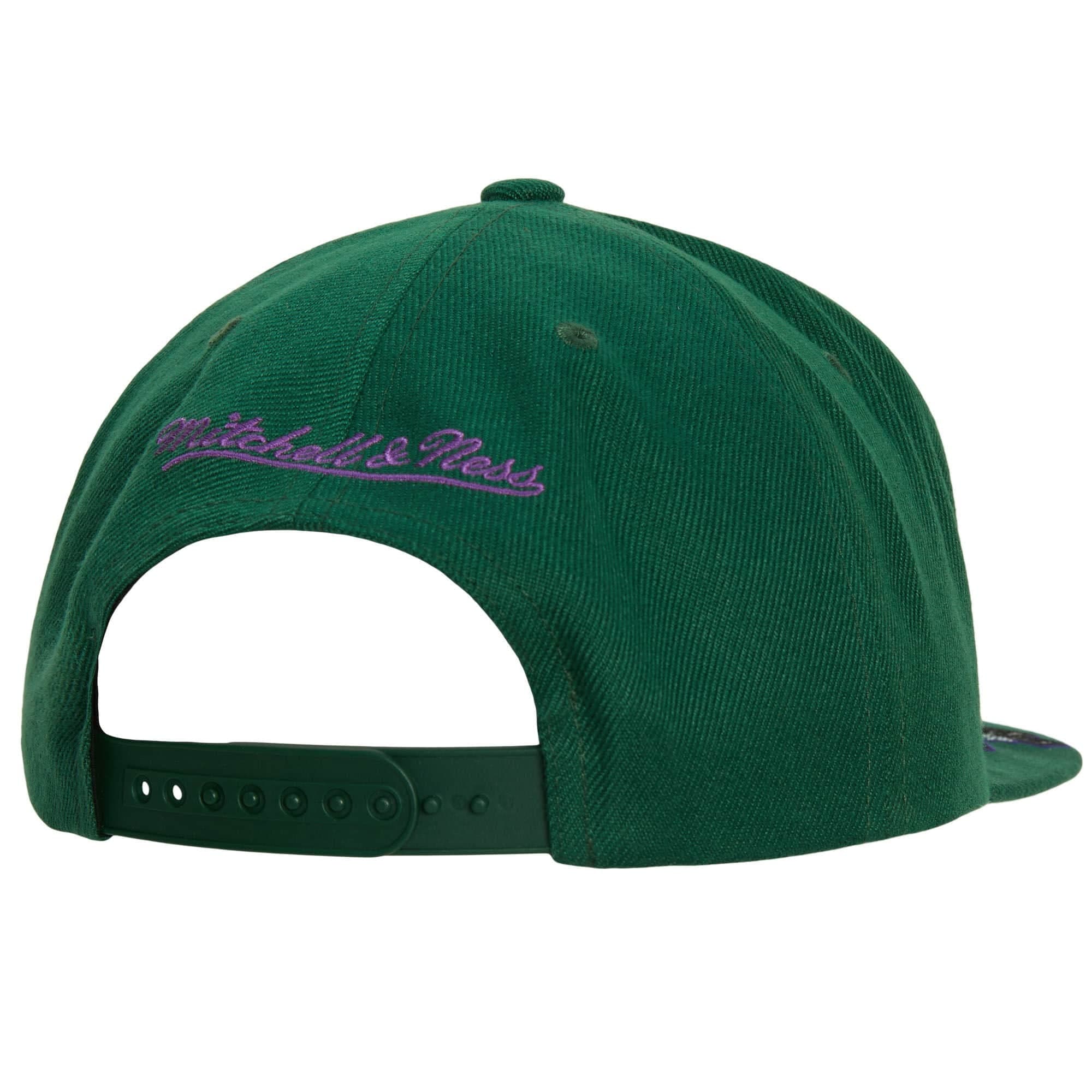 Бейсболка Mitchell & Ness Front Face Snapback HWC Milwaukee Bucks Hat