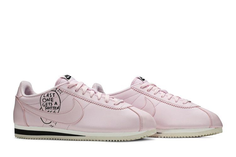 nathan-bell-x-classic-cortez-pink-foam-bv8165-600_07