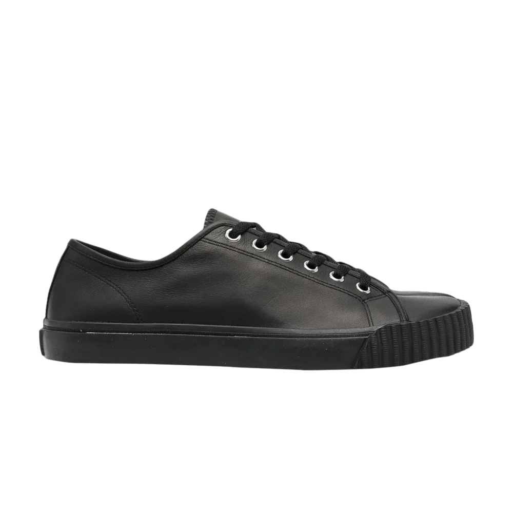 Krossovki-Maison-Margiela-Tabi-Leather-Low-Black