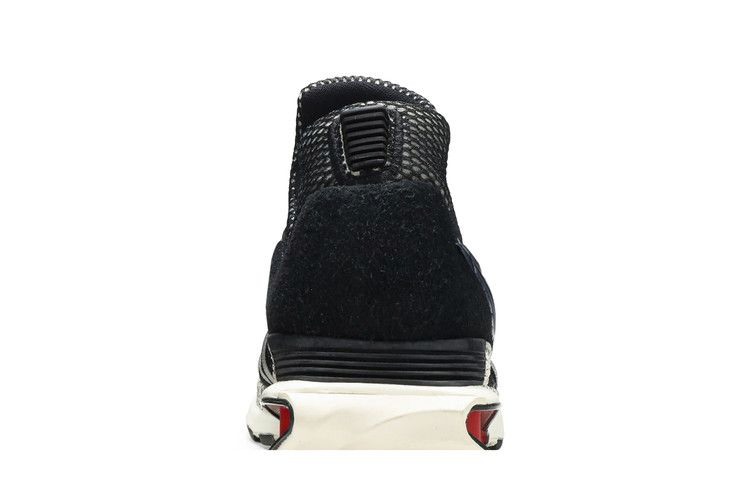 Кроссовки Nike Shox Gravity 'Black Sail'