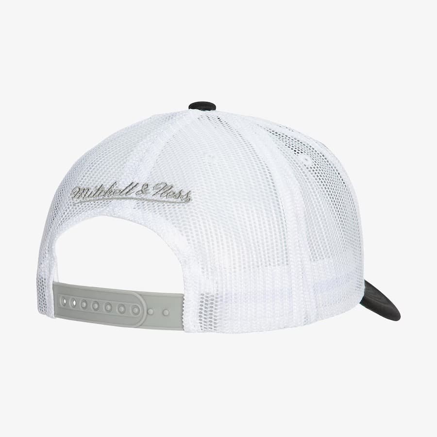Бейсболка Mitchell & Ness Silver Black Raiders Retro Trucker Adjustable Hat