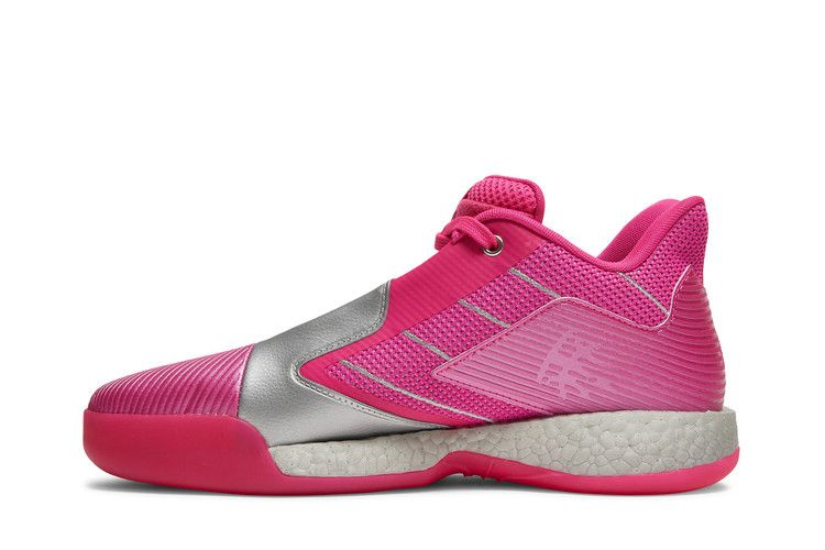 t-mac-millennium-2-breast-cancer-awareness-fv8942_02