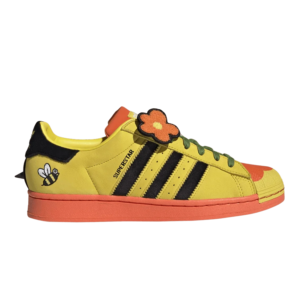 Krossovki-Melting-Sadness-x-adidas-Superstar-Bee-with-You-Pack-Yellow
