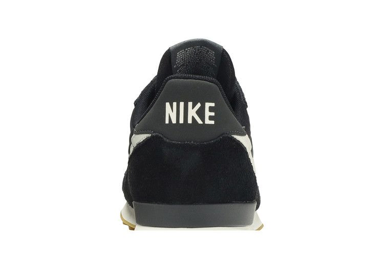 Кроссовки Nike Wmns Internationalist 'Black Gum'