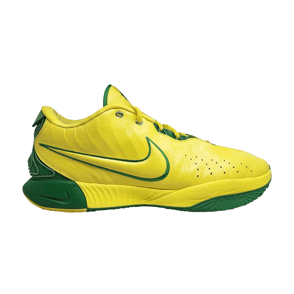 Krossovki-Nike-LeBron-21-Oregon-PE