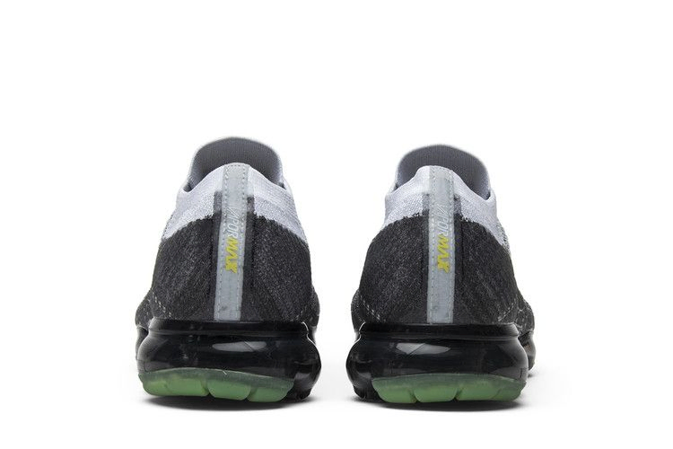 air-vapormax-neon-922915-002_05