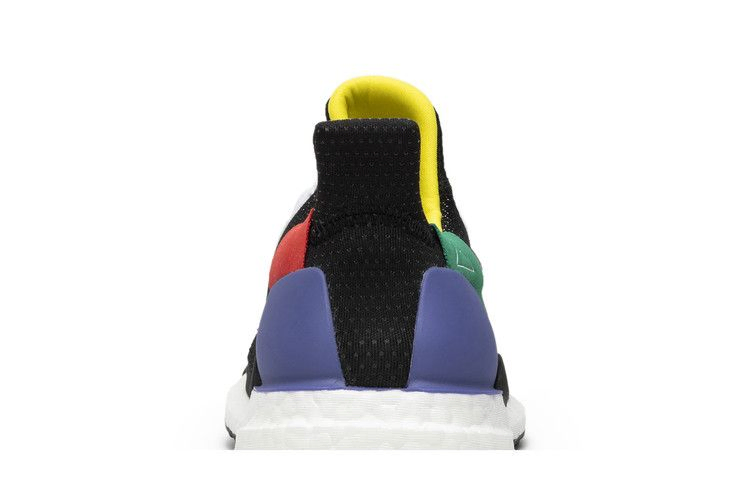 pharrell-x-wmns-solar-hu-glide-black-cg6736_06