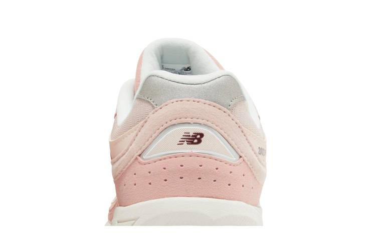 Кроссовки New Balance 2002R Big Kid Wide 'Pink Sand'