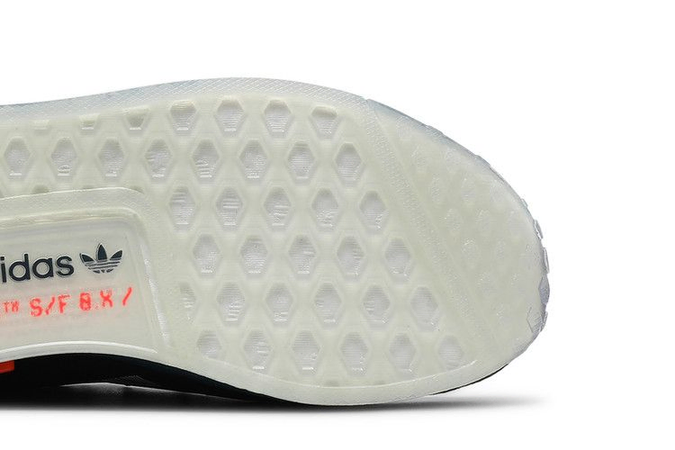 Кроссовки Adidas NMD_R1 Spectoo 'Crew Navy Solar Red'