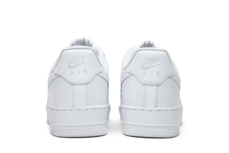 Krossovki-Nike-Air-Force-1-07-White-5