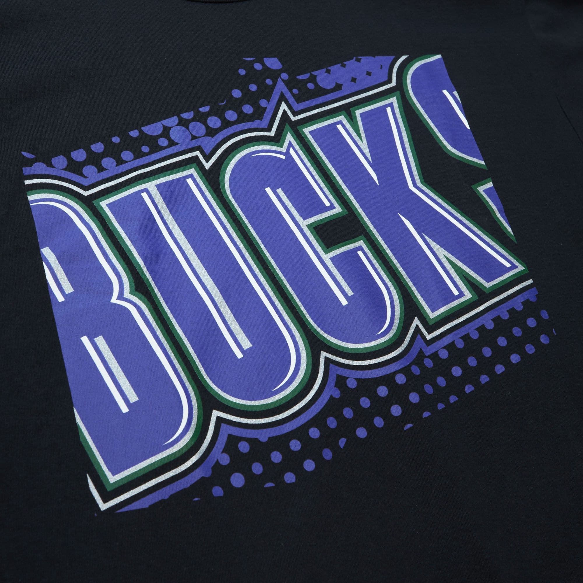 Mitchell-Ness-Big-Face-7.0-SS-Tee-Milwaukee-Bucks-2
