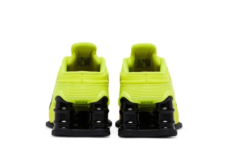 Martine-Rose-x-Nike-Wmns-Shox-Mule-MR4-Safety-Orange-5