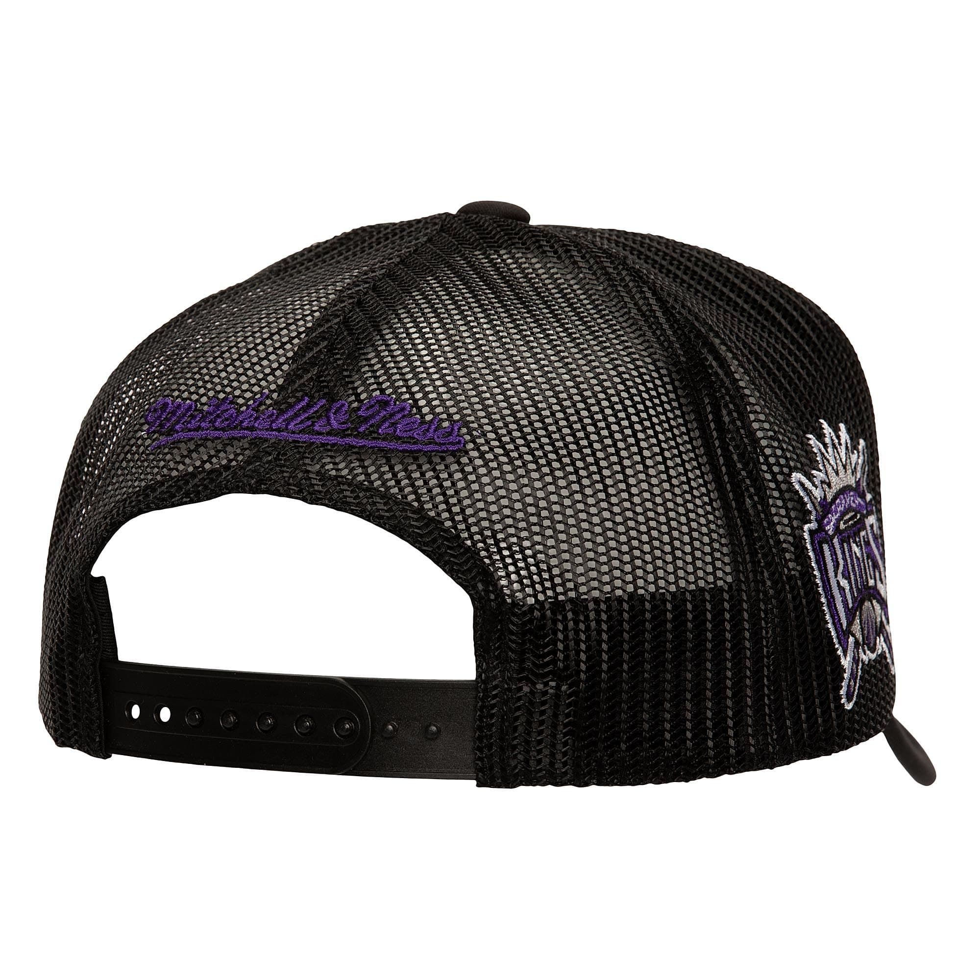 Бейсболка Mitchell & Ness Script Trucker HWC Sacramento Kings