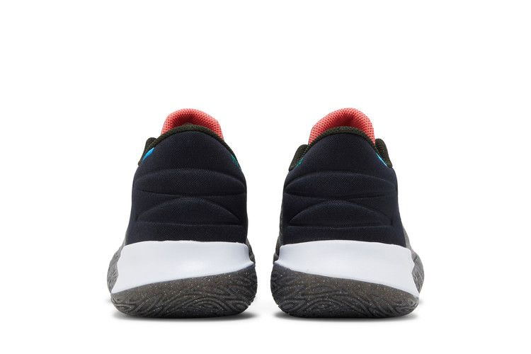 Кроссовки Nike Kyrie Flytrap 5 'Black Atomic Pink'