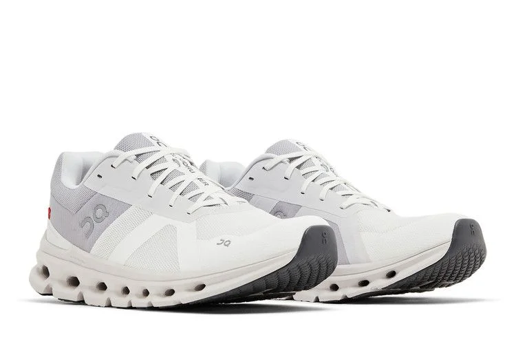 Krossovki-ON-Wmns-Cloudrunner-White-Frost-7