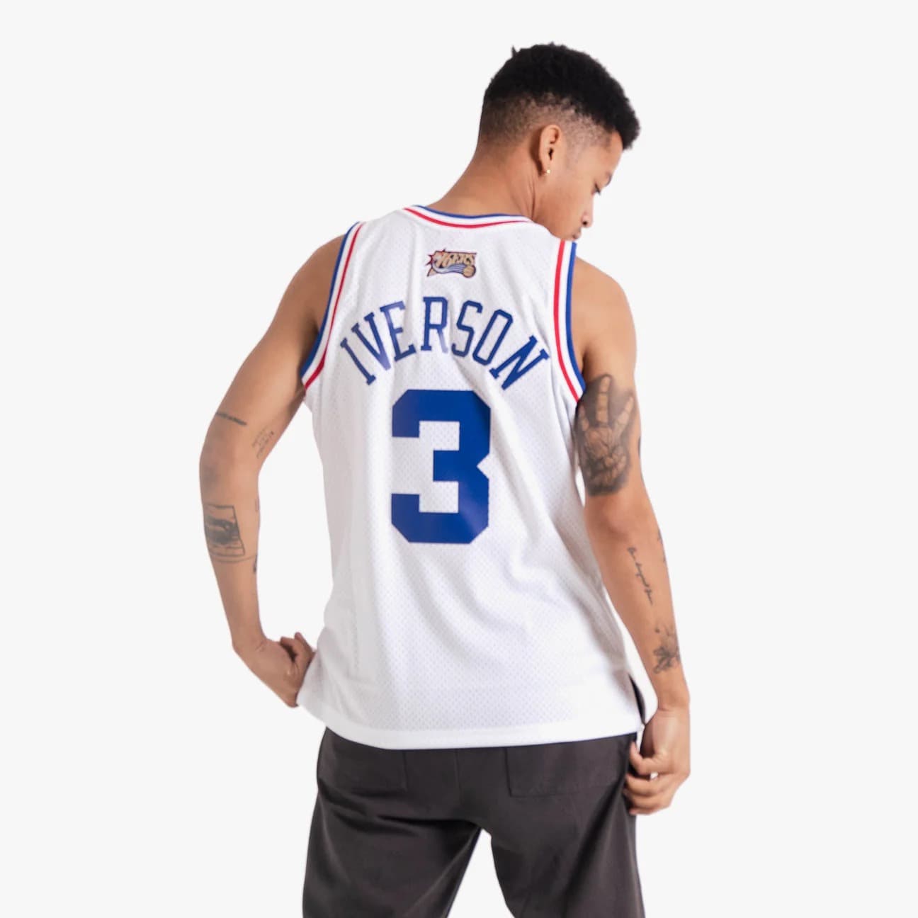 Баскетбольная джерси 2003 All Star Game Allen Iverson #3 Swingman Hardwood Classics White Jersey