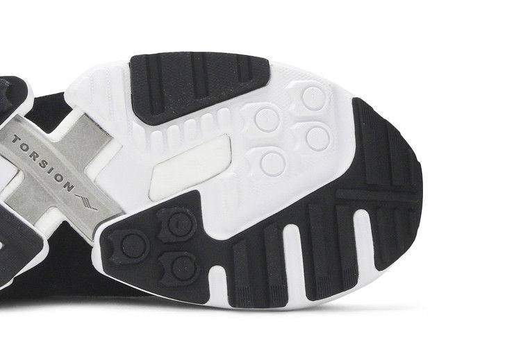 y-3-zx-torsion-black-ef2624_04