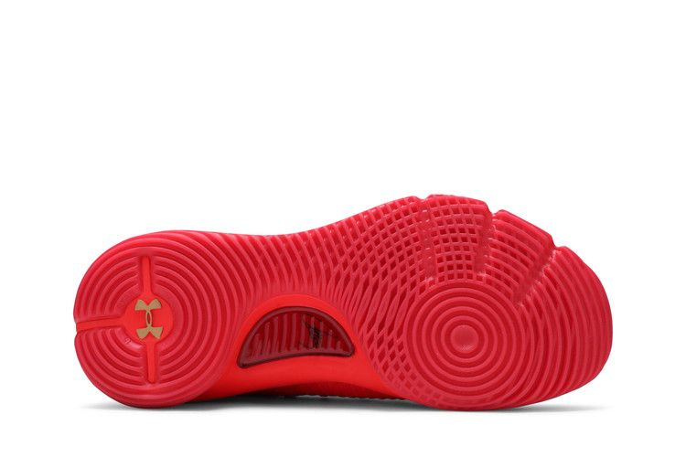 curry-4-low-tb-red-3021707-603_03