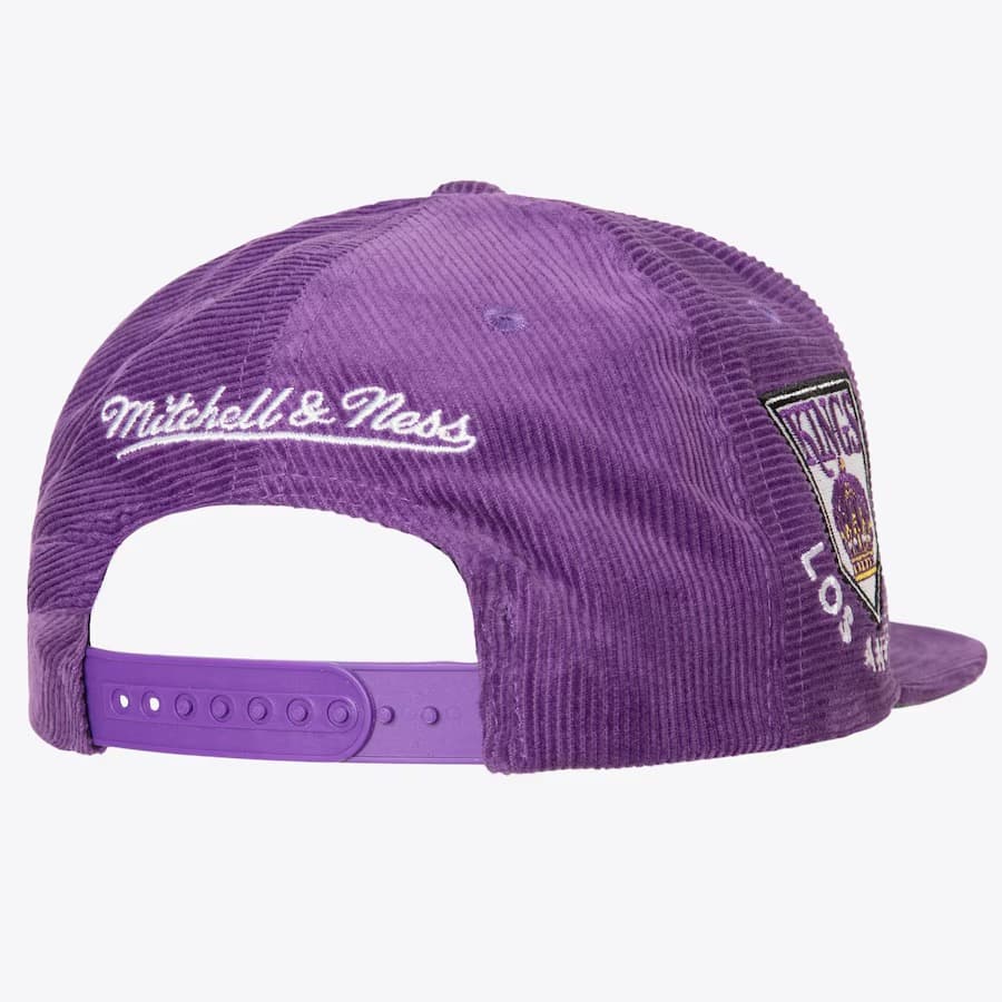 Бейсболка Mitchell & Ness Purple Los Angeles Kings All Directions Vintage Snapback Hat