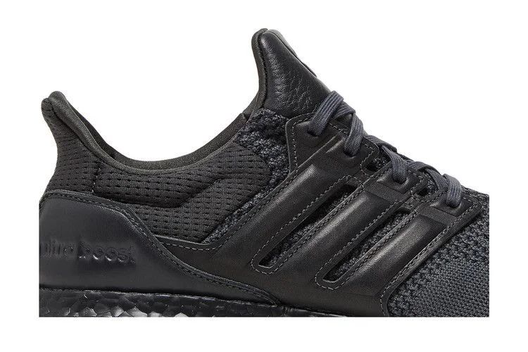 Кроссовки adidas UltraBoost 1.0 DNA 'Carbon'