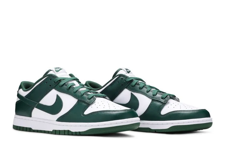 Krossovki-Nike-Dunk-Low-Michigan-State-7