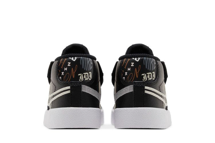 blazer-mid-77-se-td-black-light-smoke-grey-dj0268-001_05