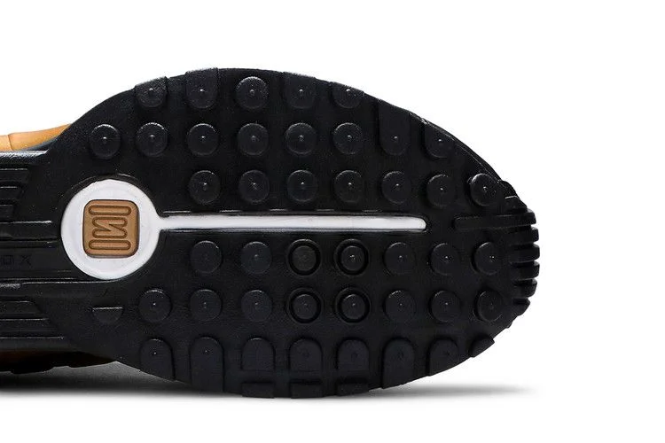 Кроссовки Nike Shox R4 'Metallic Gold'