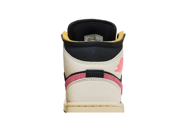 Кроссовки Wmns Air Jordan 1 Mid SE Edge 'Flight Club'