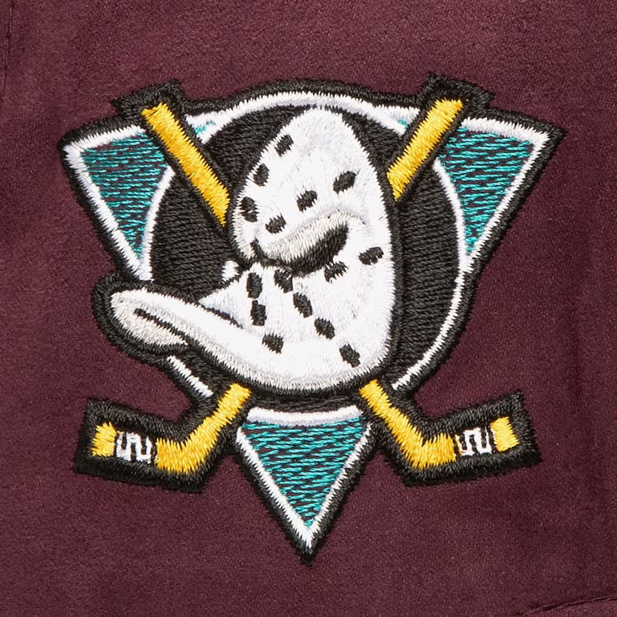 Бейсболка Mitchell & Ness Purple Anaheim Ducks Suede Pro Adjustable Hat