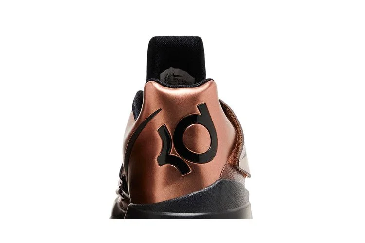 Krossovki-Nike-Zoom-KD-4-Christmas-2024-6