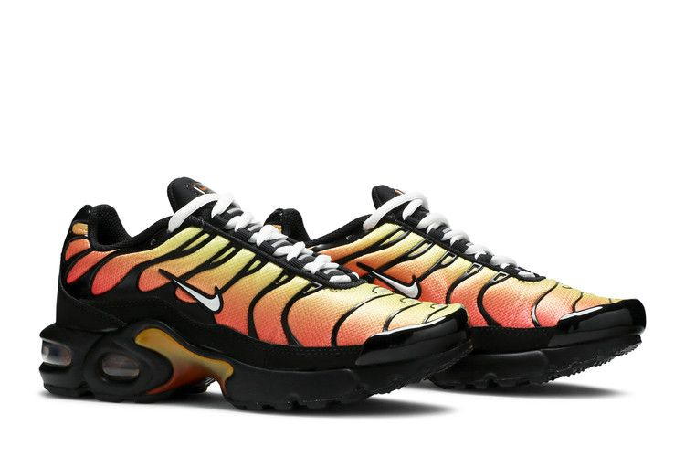 air-max-plus-gs-black-habanero-red-ar1852-017_07