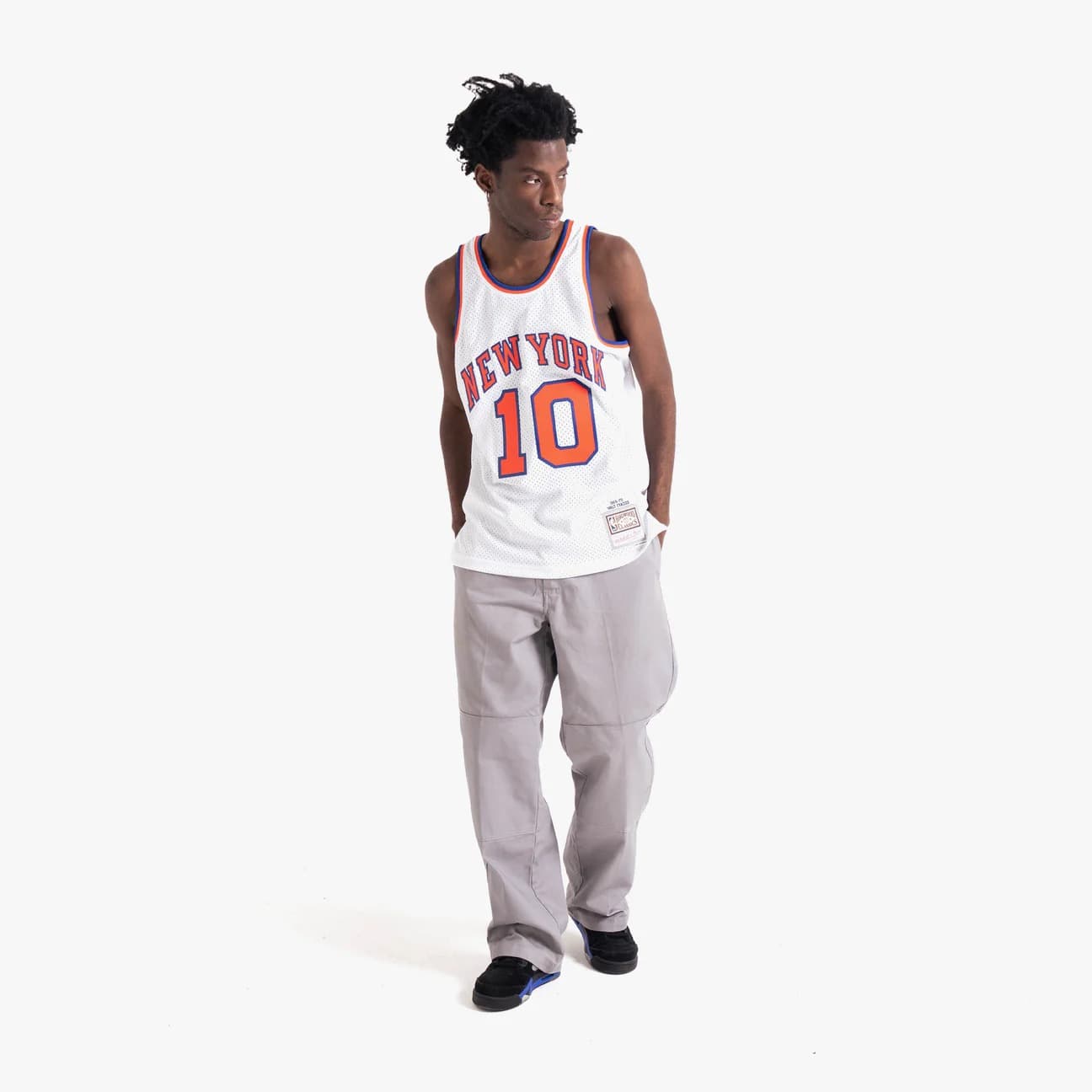 1969-70-New-York-Knicks-Walt-Frazier-10-Swingman-Hardwood-Classics-White-Jersey-3