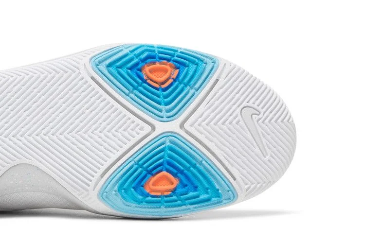 Krossovki-Nike-Kyrie-3-GS-Ivory-4