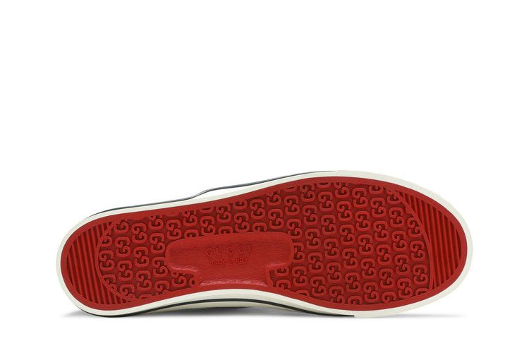 gucci-tennis-1977-ebony-606111-hvk20-9766_03